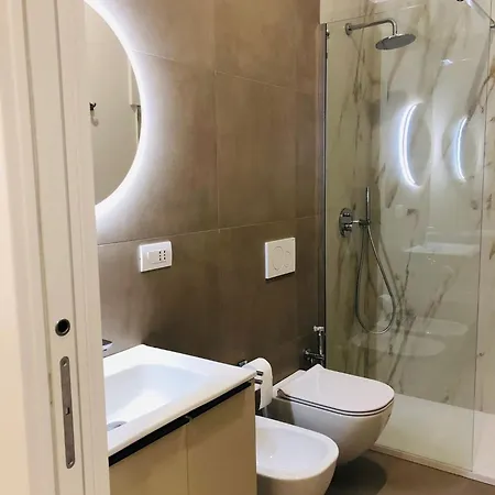 Urban Apartment *